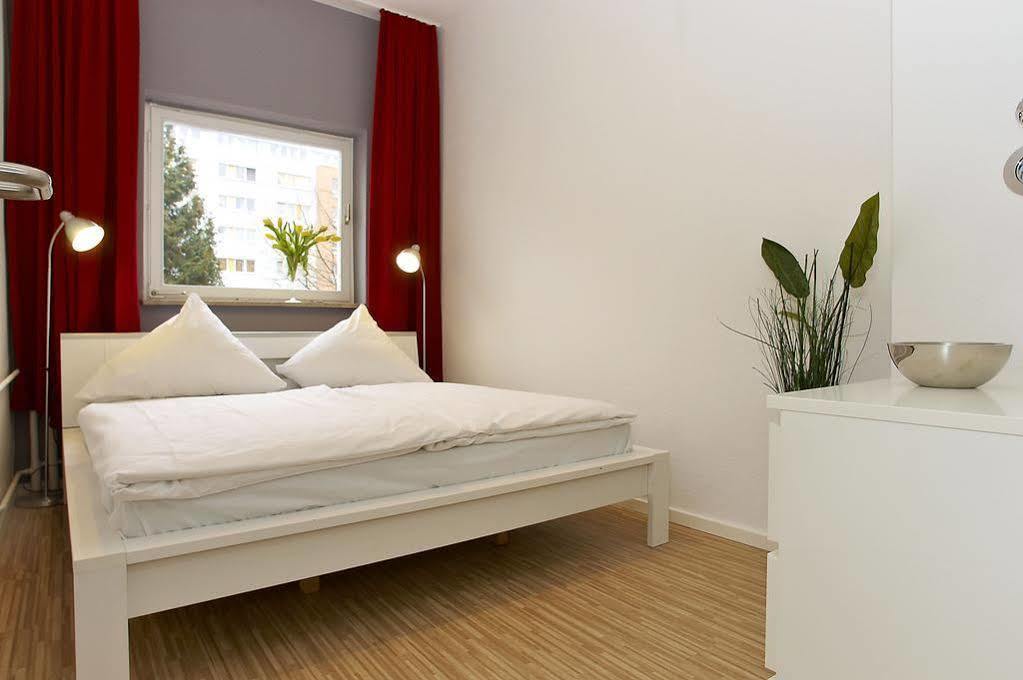 Apartment & Boardinghouse Berlin Friedrichshain-Kreuzberg Exterior photo